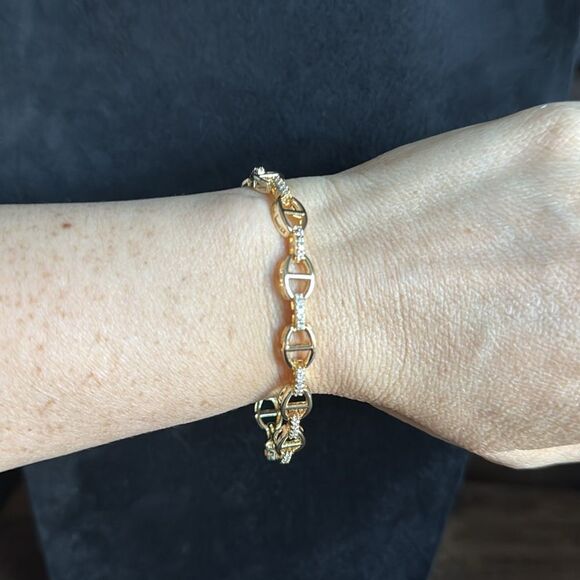 Elegant 14K Gold Plated Zirconia Link Chained Bracelet - Picture 6 of 10